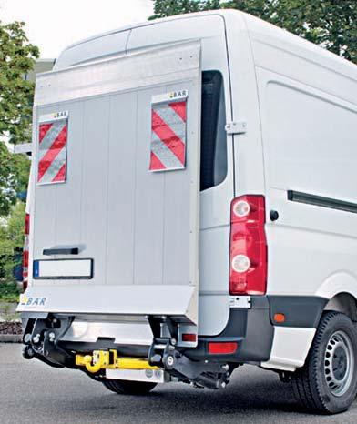Bär VanLift Standard S2V BC 600 S2V För effektiv på- och avlastning i en skåpbil Med en bärkraft på 500/600 kg och den 1380 mm breda standardplattformen ger denna Bär VanLift optimalt stöd om du ofta