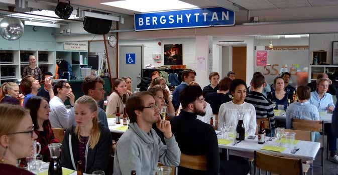 Under Jernkontorets företagskväll med middag på Bergssektionen vid KTH deltog åtta unga bergsingenjörer från sju företag. De fick många frågor från de omkring 50 teknologerna. Foto: Souzan Hammadi.