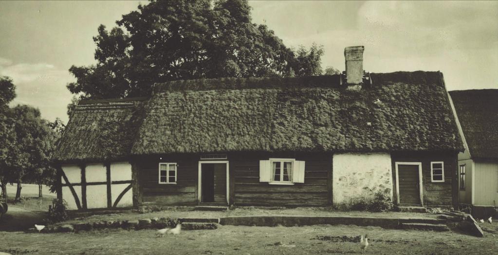 Ängelholmshistoriska måndagar Ängelholmsbygdens lokalhistoriska förening anordnar under hösten föredrag kring följande ämnen: 17 september - Bilder och betraktelser från Ängelholm.