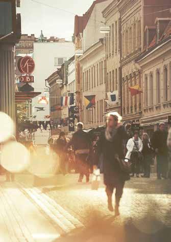 Program FOTGÄNGARPROGRAMMET Göteborg ska vara en gångvänlig stad där många kan, vill och vågar gå. Trafikstrategin pekar därför ut behovet av att ge mer plats och högre prioritet åt gång i staden.