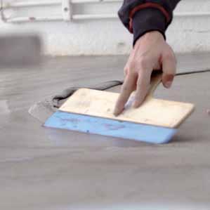 Vi har förvandlat SCHÖNOX spackel och avjämningsmassor till Casco Floor Expert för att göra livet enklare för alla golvläggare.