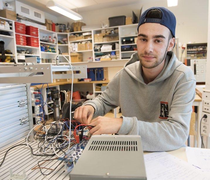 Lawand Nasro, Timmernabben, går första året på El- och energiprogrammet: Jag tycker om elektronik och särskilt automation, men om det blir mitt val framöver får vi se.