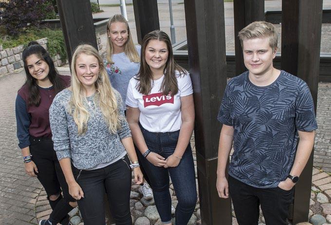 Gillar man skolpolitik och vill påverka och göra skolan till en bättre plats för elever, är elevkåren en rolig och utmanande del av Mönsteråsgymnasiet som vi hoppas ni vill