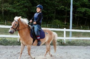 Foto: Mikael Sjöberg Vägen hit har varit en utmaning på många sätt och att vi står här idag är mycket tack vare det goda samarbetet med Järfälla kommun, en stor ideell insats och en