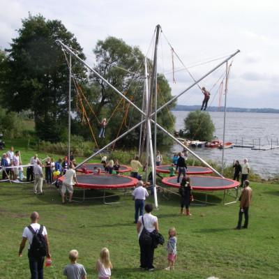 STUDSMATTA! För dig som är mellan 6 år och 17 år. Bild lånad från im-event.se Obs! Övre viktgräns på 100kg.