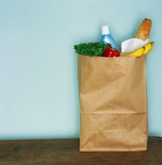 Hinder/barriärer i relation till mat och måltider Livsmedelsbutikens tillgänglighet och dess struktur Otillgänglig personal Livsmedel: utbud- märkning- förpackningar inte anpassade för äldre