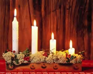 Tänd ett ljus och låt det brinna... Levande ljus är helt fantastiskt och skapar ett härligt lugn omkring sig, särskilt i juletid.