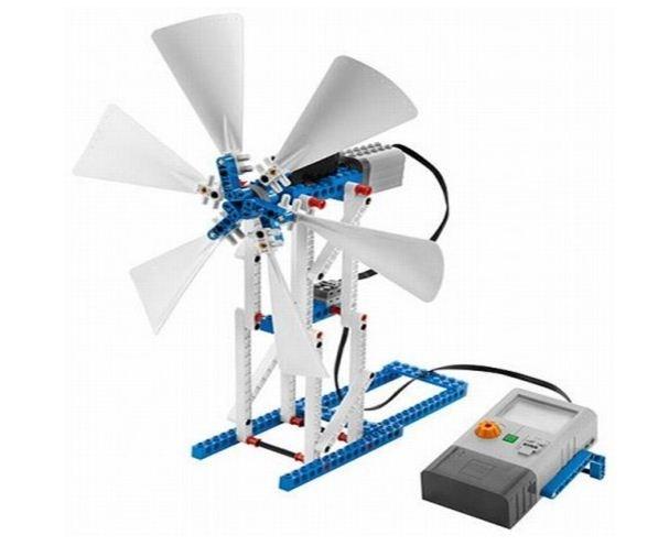 Måndag 26.2 Tisdag 27.2 LEGO MINDSTORMS ROBOT-WORKSHOP, GRUNDKURS Kulturhuset AX - Samlingsrummet Ledare: Jonny Björkström må 10.00-16.