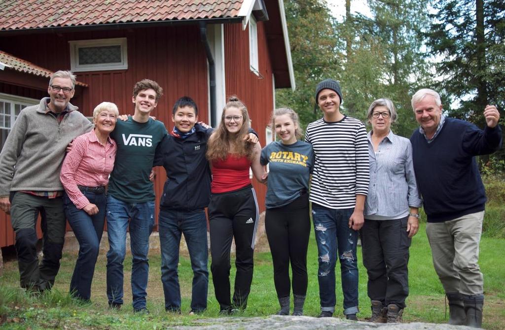 redan vunnit priser inom sitt gebit. Som en av få, bland många sökande, antogs han förra året till Royal Ballet School i London, en välrenommerad europeisk balettskola.