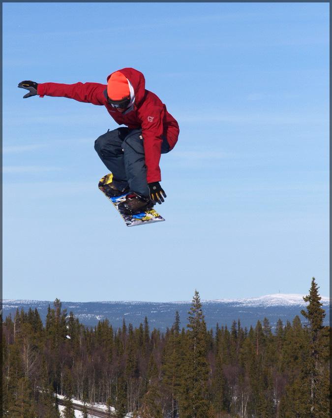 Folkhälsopolitisk plan 2010-2012 Bakgrund Det övergripande syftet med folkhälsoarbetet är att skapa förutsättningar för god hälsa på lika villkor för hela befolkningen.