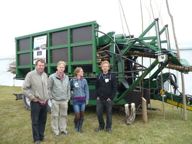 Maskiner för salixskörd i Sverige 2013 Biobaler