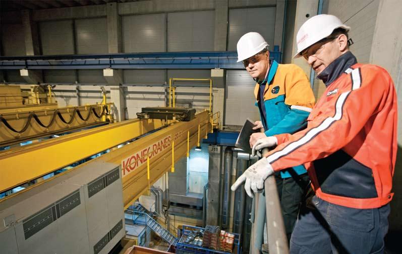 INDUSTRI- KRANAR Kranar för kärnkraftverk HAMN- KRANAR Lyfttruckar Service Service av verktygsmaskiner Konecranes är en världsledande koncern av Lifting Businesses och betjänar en stor mängd olika