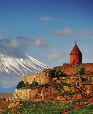 Dag 4: Gori och Mtskheta På morgonen kör vi söderut till gränsen mellan Georgien och Armenien där vi byter transport och fortsätter vår resa i nästa innehållsrika och natursköna land.