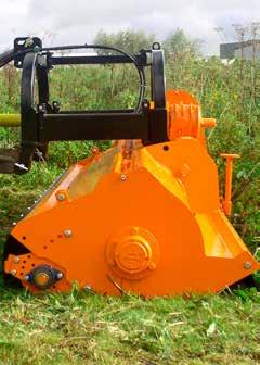 Landskapsvård Slagklippare KW Maskinerna är utrustade med en självrensande bakre rulle som sträcker sig över hela maskinbredden.