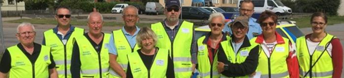 26 juli - PKC och volontärer på Emmabodafestivalen Även under onsdagen fortsatte publiktillströmningen till Emmaboda och man är nu uppe i 6300 besökare.