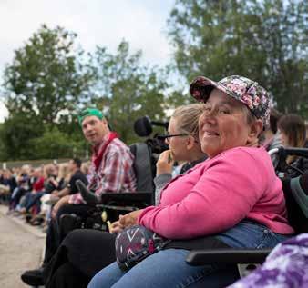 sommarläger SOMMARLÄGER 2018 2017 13. Konst & drama II Temaläger på Högsand, Lappvik måndag 16 juli fredag 20 juli Det är ett läger för dig som tycker om att arbeta med dina händer, t.ex.