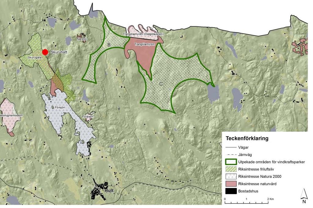 Ett riksintressemråde för naturvård ligger i direkt anslutning i öster till B Mstugan. Området heter Trangölamyren ch är ett myrkmplex med str betydelse för landskapsbilden.