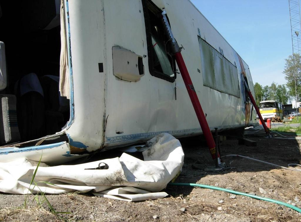 Buss på sida dellyft stålkaross kudde 8:3:10