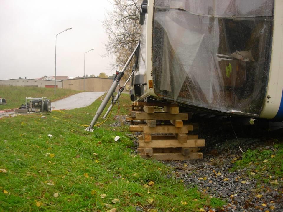 Buss på sida dellyft stålkaross 8:1:13