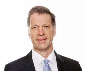 Hoffmann-La Roche Ltd 2002 2012, Technology Director vid Barclaycard 1999 2002 och olika befattningar inom ServiceNet, USA, BOC (numera Linde), Cable & Wireless Business Networks och Unilever plc.