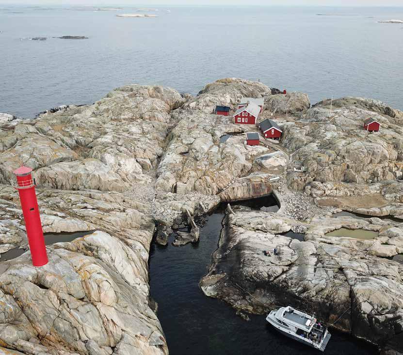 En bubblande helt ny värld under ytan Vill man njuta av lugnet och av havets saltstänk i en avslappnad miljö åker man ut på havet med Dyk-Leif.