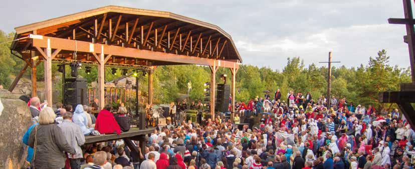 LOUISE HOFFSTEN VIRGINIA & THE SKYBENDERS ELECTRIC FERRY VÄSTKUSTEFFEKTEN HAAKS BABBLARNA 2018 Biljetter till alla evenemang går att köpa på hamburgsundsbokning.