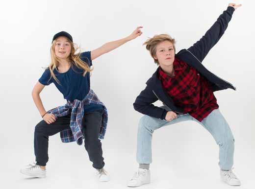 DANSVERKETS Showgrupper Dansverket har många olika showgrupper med barn och ungdomar som älskar att uppträda. För att boka en showgrupp till ett evenemang mailar du dansverket@sv.se.