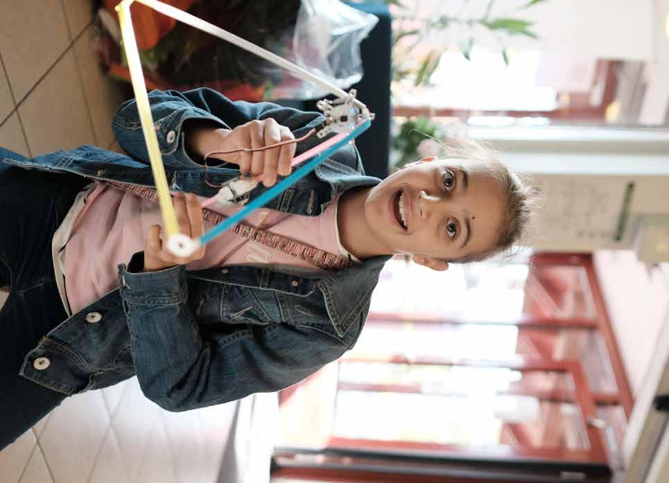 DET HÄR HAR DU ALDRIG TESTAT! 3D-GRAFFITI & ROBOTRACES KOSTNADSFRITT. INGA FÖRKUNSKAPER. FOLK LAB PÅ MARIESTADS STADSBIBLIOTEK --> 3D-GRAFFITI. DROP-IN! 6-15 år <-- Ons 31 okt & tors 1 nov: kl 10-18.