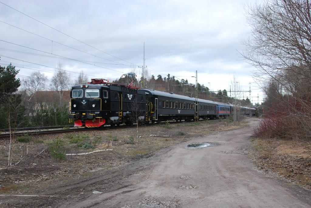 Dagordning Årsmötet 2017 1. Öppnande 2. Fastställande av röstlängd 3. Fråga om årsmötets stadgeenliga utlysande (14 dagar i förväg) 4. Fastställande av dagordning 5.