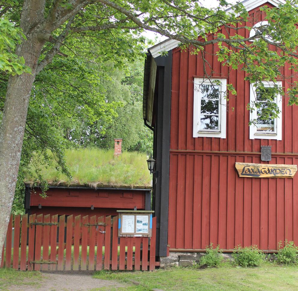 Här finns rum för 1-4 personer, totalt 14 bäddar alldeles