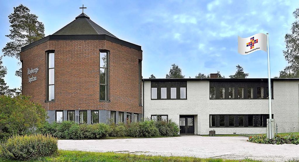 Vi flaggar för Equmeniakyrkan! Har du upptäckt förändringen? För en tid sedan började en ny flagga vaja på flaggstången. Nu var det inte den svenska, utan en helt ny flagga hade erövrat toppositionen.