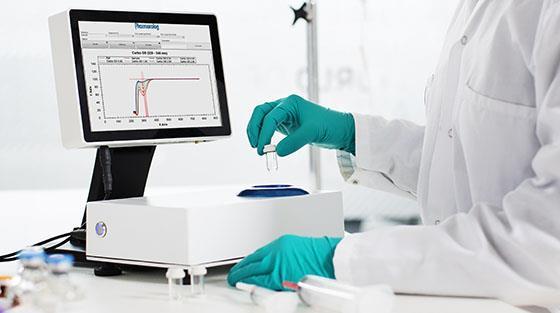 Flertalet kliniska tester med goda resultat gjorda på referenskliniker runt om i Europa finns på plats och bolaget avser nu att få fart på försäljningen.