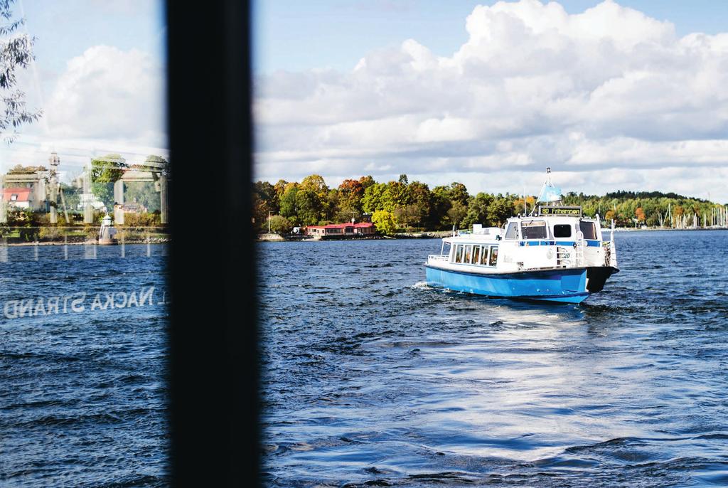 38 39 TA BÅTEN! MediaGymnasiet ligger naturskönt och sjönära i Nacka Strand.