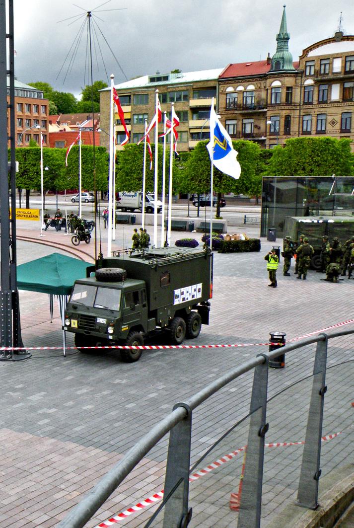 Stor rekrytering i Helsingborg Lördagen den 29 maj firades Hemvärnet 70 år med pompa och ståt i Helsingborgs centrum.