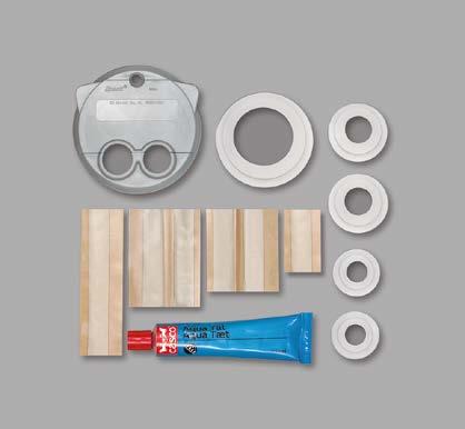 Underlägg i miljövänlig slagtålig polypropylenplast utformade så att eventuella läckage blir synliga. Framkanten på skydden är försedda med förseglingsremsa.