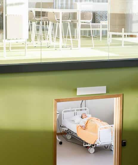 Testa, pröva, experimentera eller bara häng i våra högteknologiska labbmiljöer Högskolan i Halmstad har flera supermoderna och välutrustade labb där undervisning och forskning sker i realistiska och