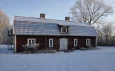 att församlingen byggde skolor och vi har ju den gamla kyrkskolan kvar i Ösmo även om den nu har en annan funktion.