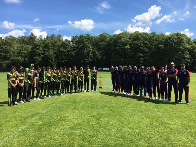 Women s Cricket During 2017, SCF continued its efforts to provide training and recruit more girls to play Cricket.