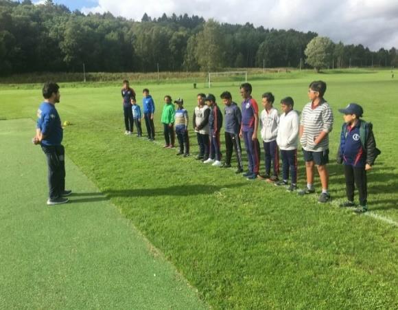 den närmaste cricketföreningen eller informerar vad som gäller om en vill starta en ny förening, samt praktiskt hjälper till i ev bildande.