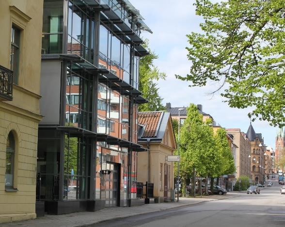 12 (24) 2. Arkitekturen ska respektera sin omgivning Arkitekturen i Norrköping ska gestaltas i relation till sin omgivning och respektera var tids arkitektur, stadsdels- och områdeskaraktär.