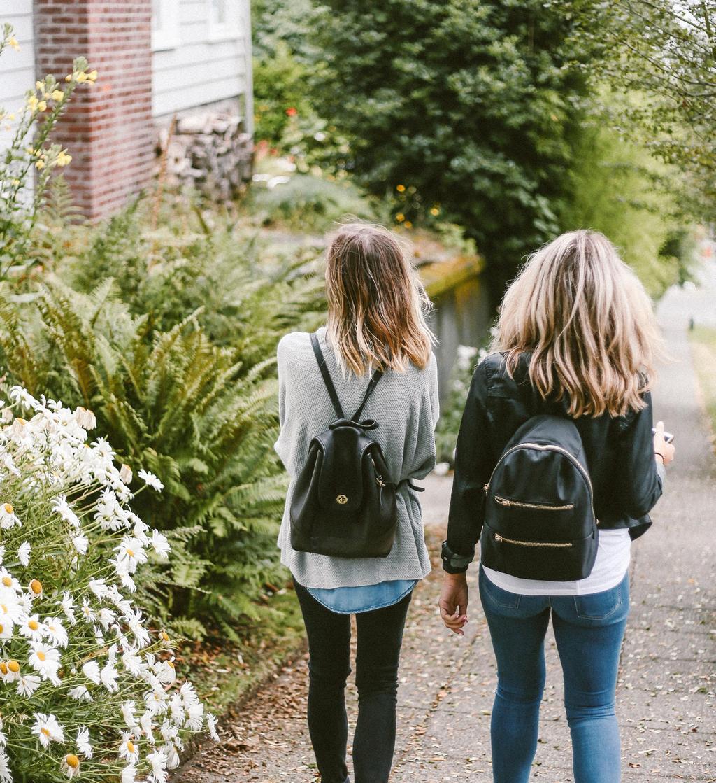 SVERIGESPECIFIKA FRÅGOR OM UTBILDNING Har du studerat någon eftergymnasial utbildning tidigare?