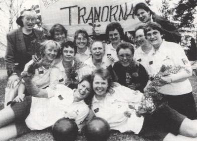 BK Tranorna, div 1 Götaland 1993/1994 Övre raden: Katrin Elofsson, Annelie Hansson, Ewa Gustavsson,