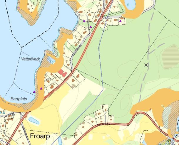 2 (5) Geoteknik/Aktsamhetsområde Strandkanten mot Långasjön är utpekad för potentiellt hög eroderbarhet och det finns risk för ras och skred pga av finkornig jordart.