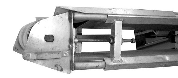 TEKNISKA DATA SoRoTo Transportband 2 m 3,3 m 4,5 m 6 m 8 m Motor 230V/0,50 kw 230V/0,50 kw 230V/0,50 kw 230V/0,55 kw 230V/0,55 kw Frekvens 50 Hz 50 Hz 50 Hz 50 Hz 50 Hz Bandhastighet 32 cm/sek.