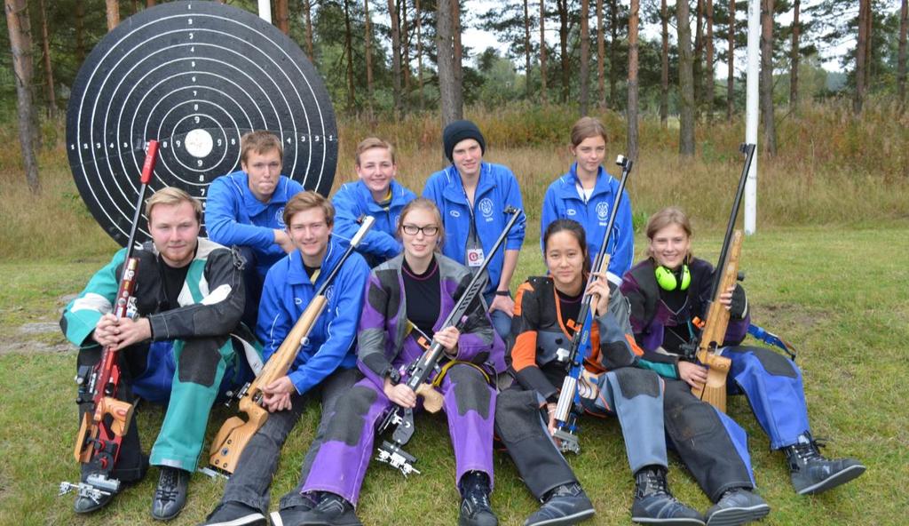 Tävlingarna i SM i Korthåll gick av stapeln i Västerås och det var en mycket varm skyttevecka men också lyckosam. Våra skyttar som deltog var Johanna K, Oscar K, Viktor K, Per K och Emelie J.