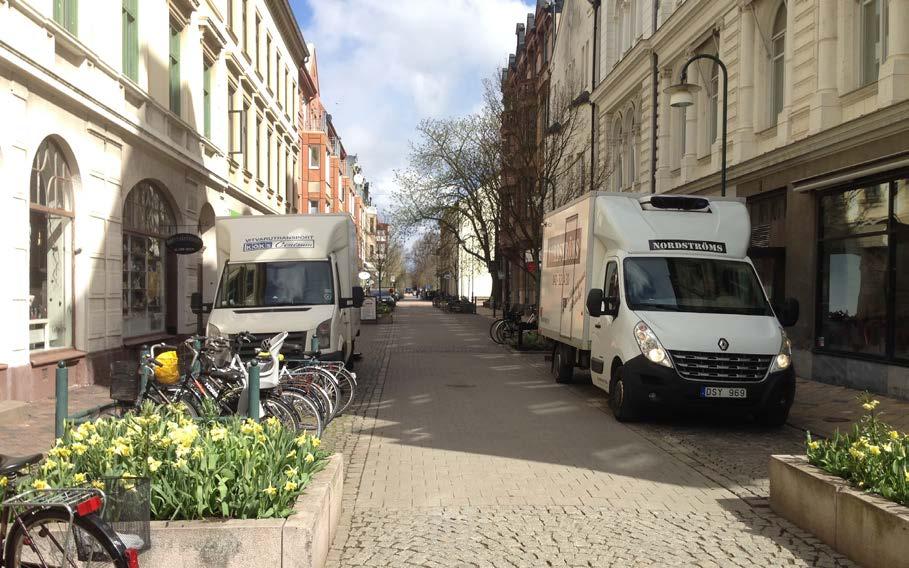 Markanspråk och tillgänglighet Minskade vägytor till följd av tätare bebyggelse och fler grönområden begränsar möjliga färdvägar och angöringsytor för godstransporterna.
