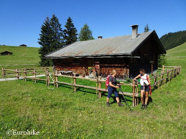 Königsee till Chiemsee, 7 nätter 2(7) Dag 1 Ankomst till Schönau am Königsee Du anländer till Schönau am Königsee, lämpligast med tåg till Berchtesgaden och sedan vidare med buss till Schönau.