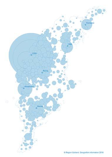 Hemse och Slite, på respektive södra och norra Gotland är efter Visby de två största serviceorterna, med kring 1 500 invånare.