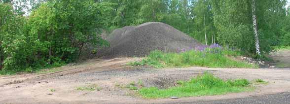 Enligt detaljplanen från 2005 får man på deponiområdet bygga källarlösa industribyggnader med grundläggning på pålar eller plintar eller lätta byggnader med grundläggning ovanpå mark.