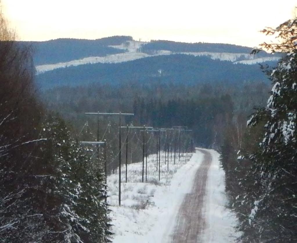 Det är främst inom tätbebyggda områden där det är svårt att anlägga luftledning av utrymmesskäl och magnetfältsskäl som det kan bli aktuellt med markkabel inom regionnätet.